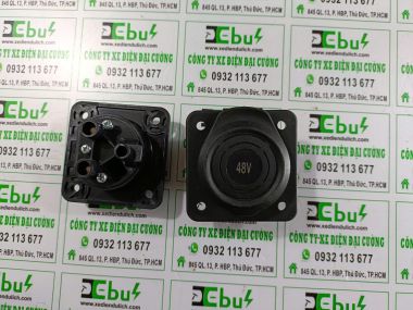 Chui sạc xe điện