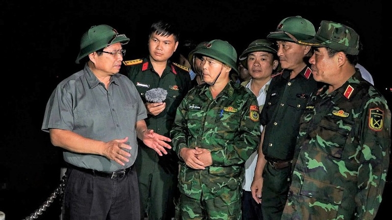 Miền Trung dốc toàn lực phòng chống bão số 5: Đặt an toàn tính mạng người dân lên cao nhất